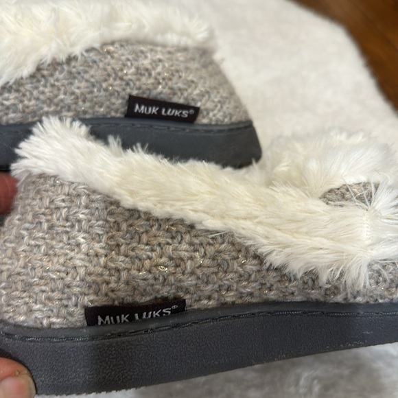 Muk Luk slippers - Picture 4 of 6
